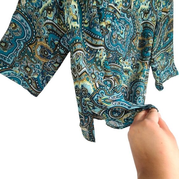 Apostrophe Green Paisley V Neck Art To Wear Relaxed Fit Top Plus Size - Picture 2 of 8